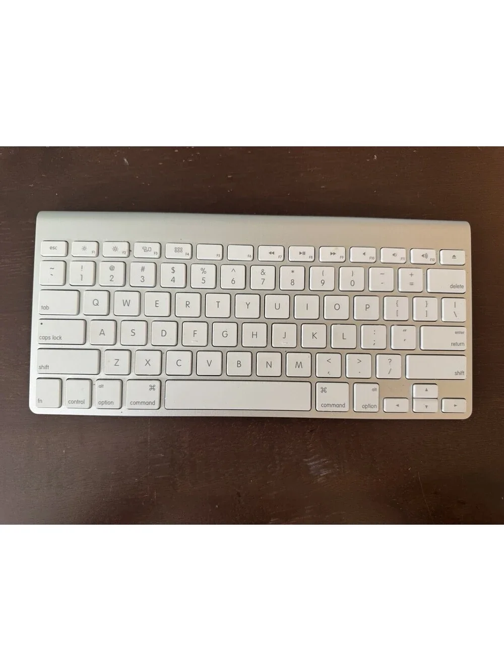 Apple Magic Keyboard Model A1314 Bluetooth Wireless Works OEM Clean